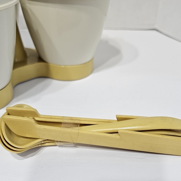 80's Tupperware Condiment Set - Picture 3 of 6